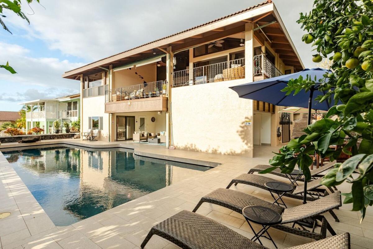 Luxury Villa, Private Pool, Stunning Ocean Views, Prime Location Kailua-Kona Exterior photo