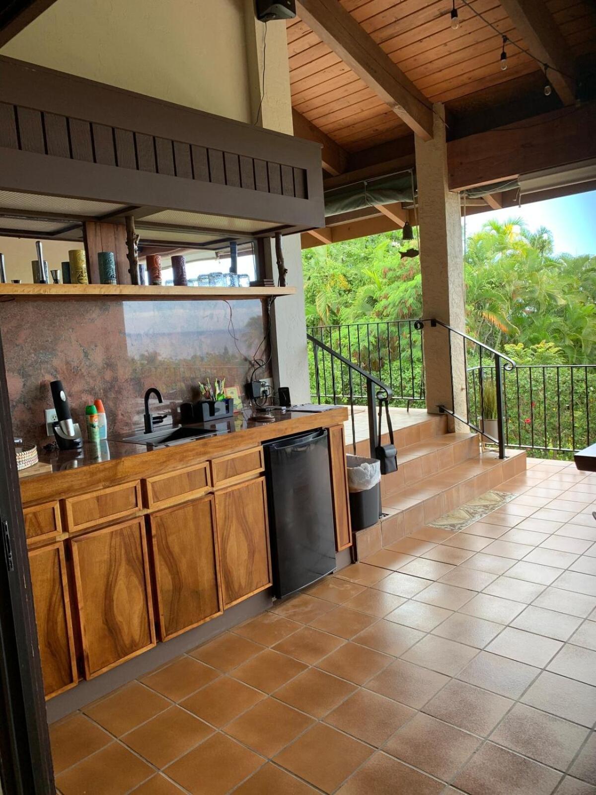 Luxury Villa, Private Pool, Stunning Ocean Views, Prime Location Kailua-Kona Exterior photo